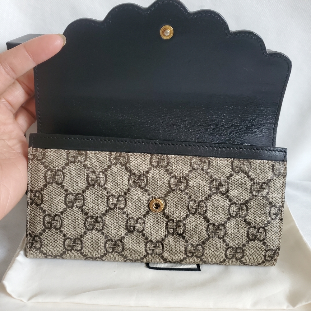 ✨️GUCCI Pearl Studded Supreme Wallet - Picture 9 of 15